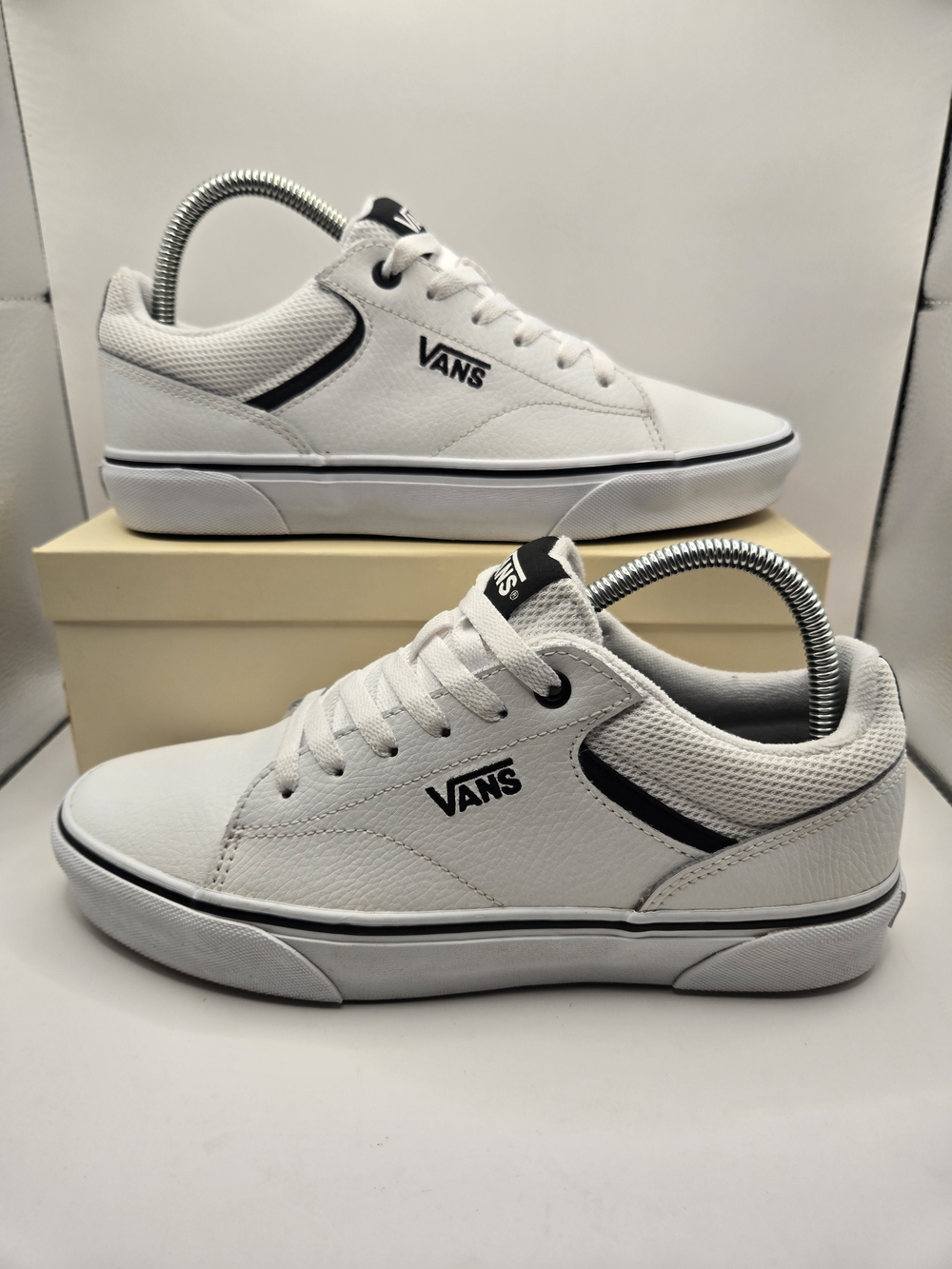Vans White and Black Sheldan Skate Sneakers. 7.5